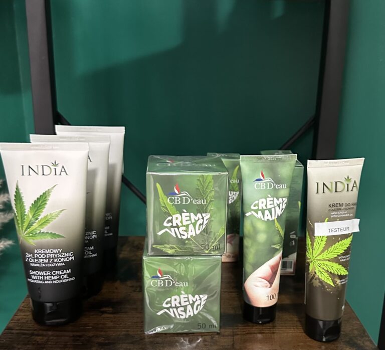 "Cosmétiques au CBD pour une peau saine" "Produits cosmétiques CBD'eau Villerscotterets" "Soins de la peau à base de CBD"